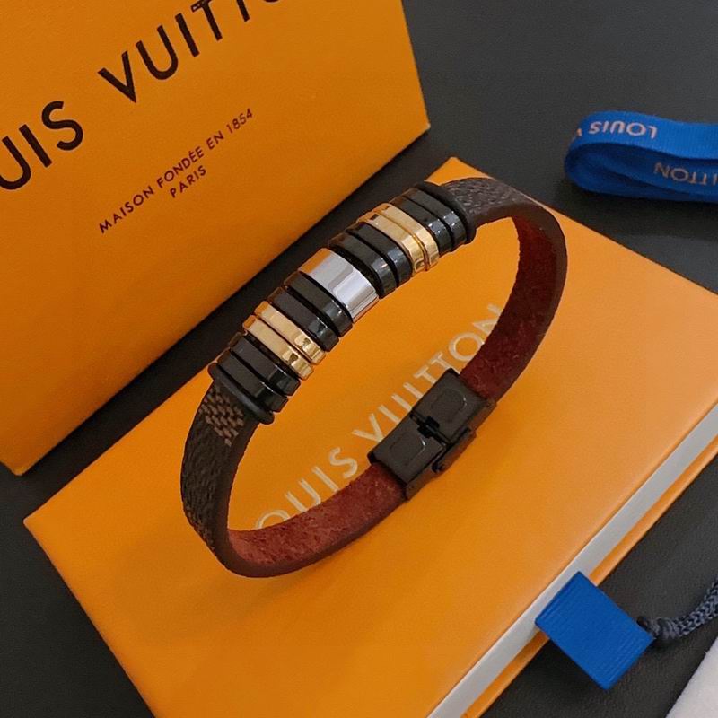 LV Bracelet 03lyr517